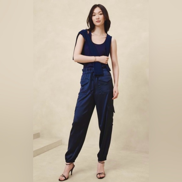 Banana Republic Pants - BANANA REPUBLIC NWT WOMEN’S SATIN CARGO JOGGER IN PREPPY NAVY SZ M